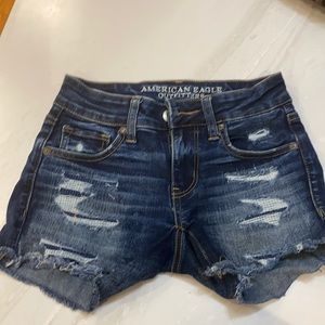 American eagle jean shorts size 00